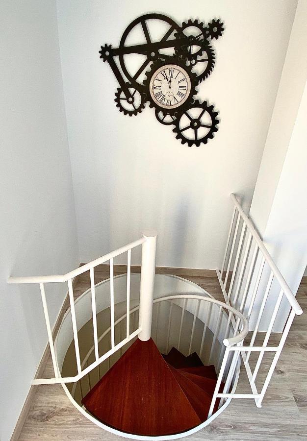 Spiral Stairs Duplex Figueres (Girona) Exterior foto